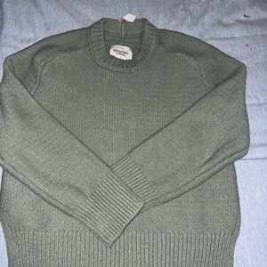 Abercrombie & Fitch Olive Crewneck Sweater